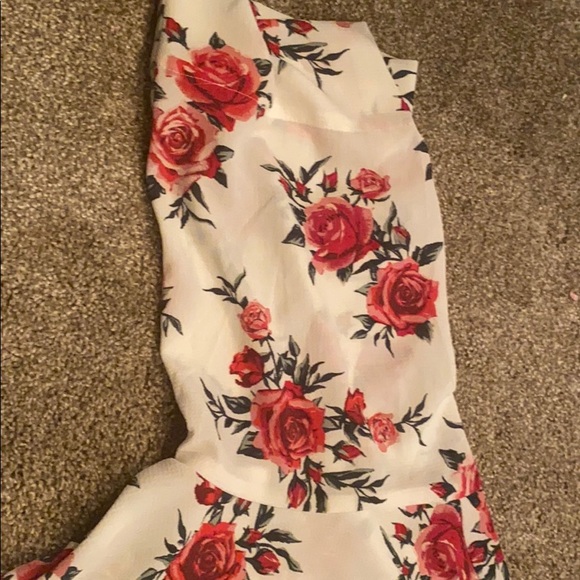 Rose pattern cardigan - Picture 3 of 3